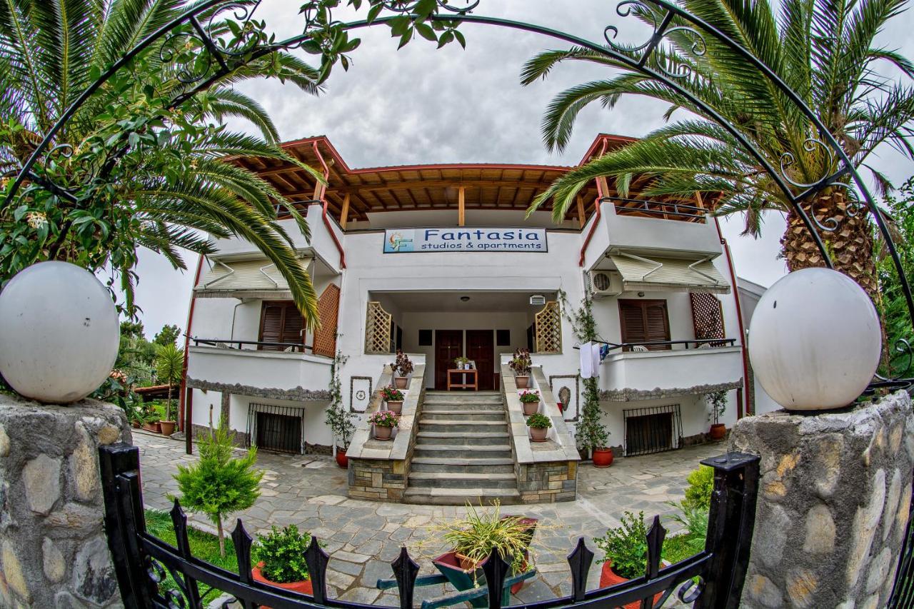 Fantasia Studios And Apartments Neos Marmaras Esterno foto