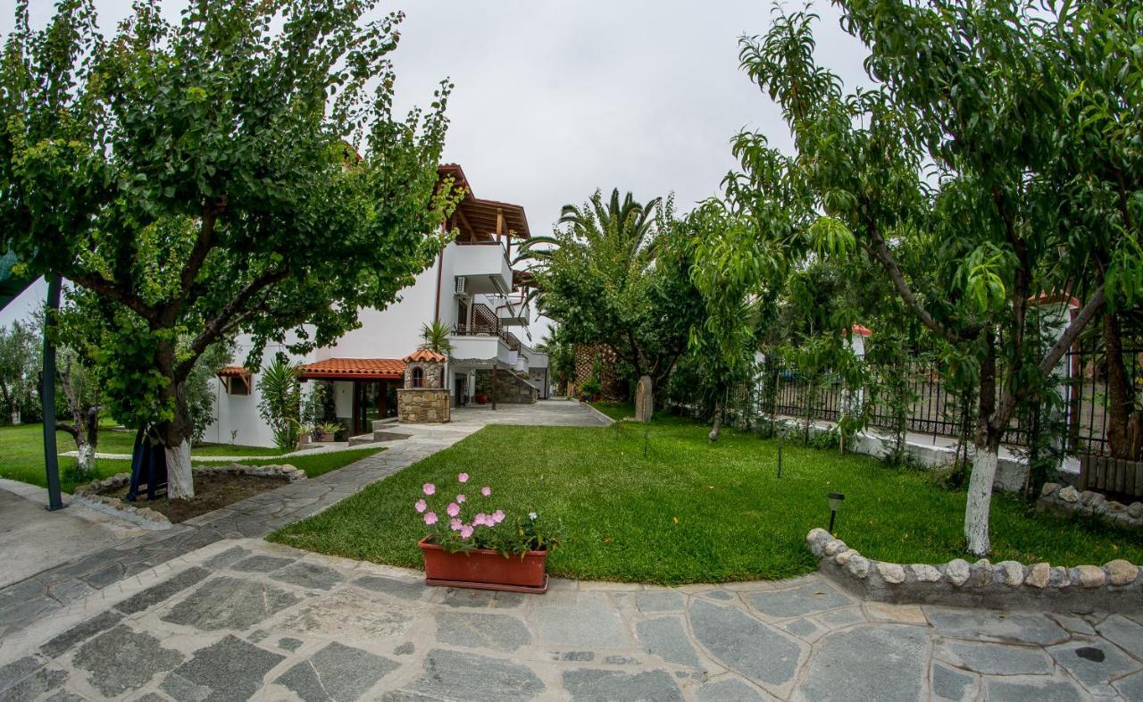 Fantasia Studios And Apartments Neos Marmaras Esterno foto