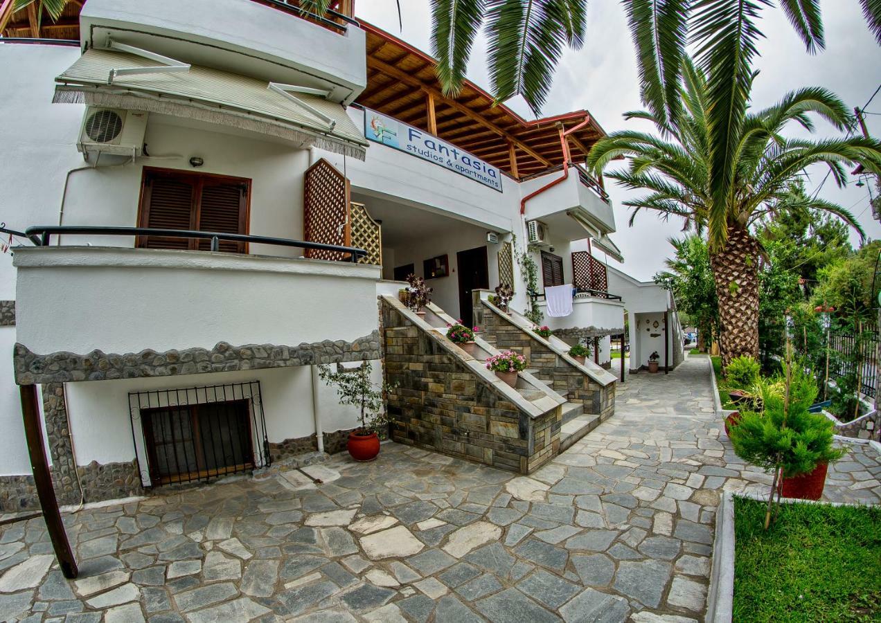 Fantasia Studios And Apartments Neos Marmaras Esterno foto